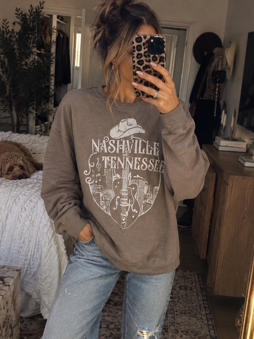Nashville Tennessee Graphic Pullover Sweatshirt